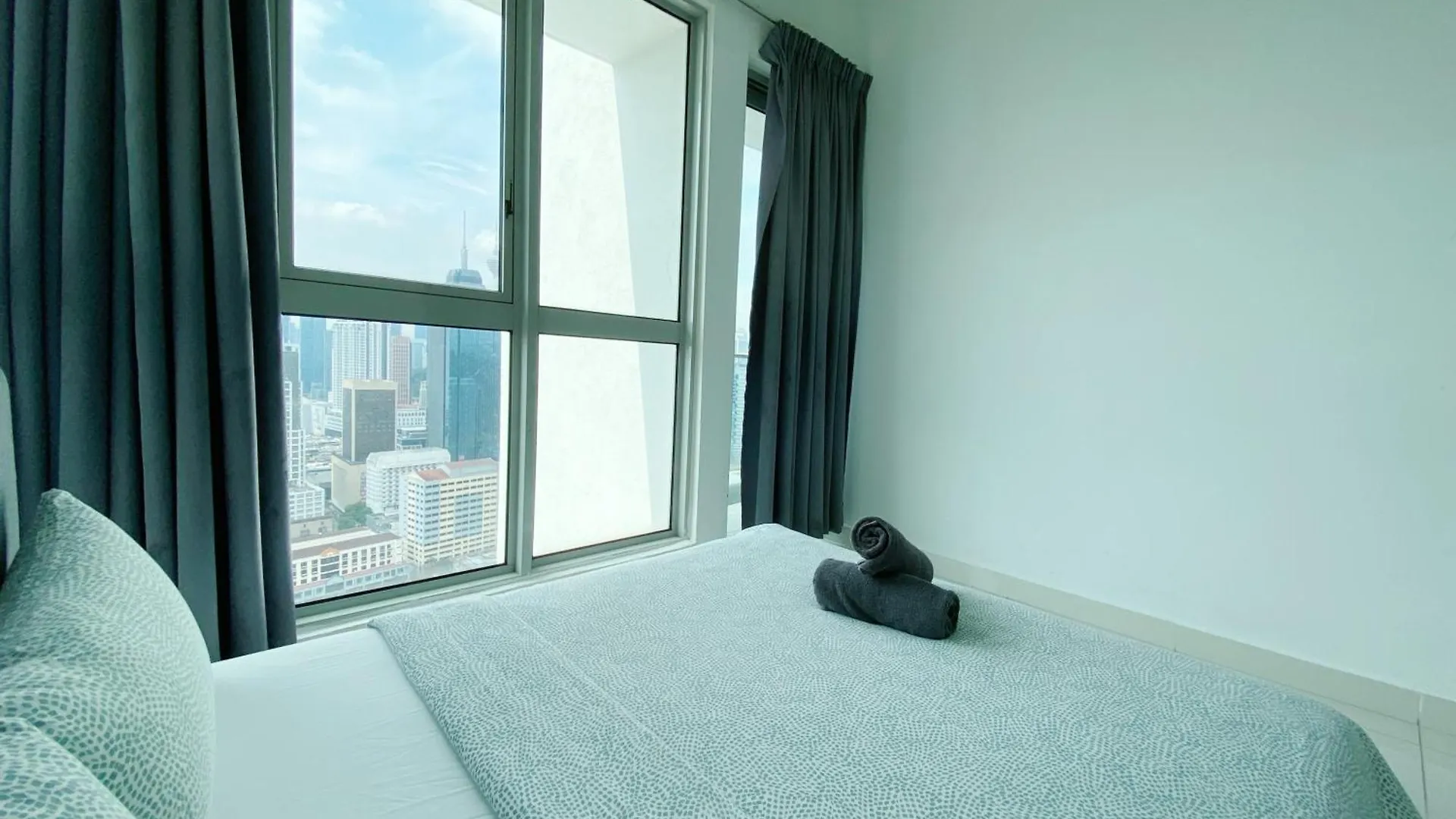 Regalia Residences And Suites By The Relaxstay Appartamento Kuala Lumpur